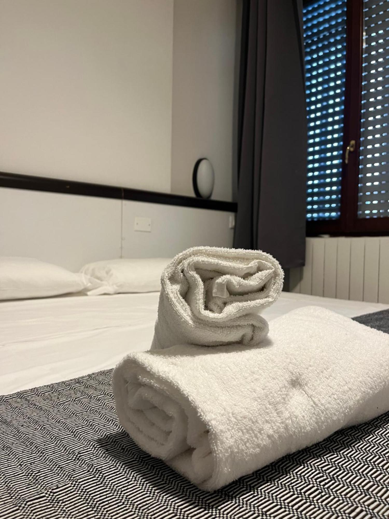Jcube Apartments Precotto Milano Extérieur photo