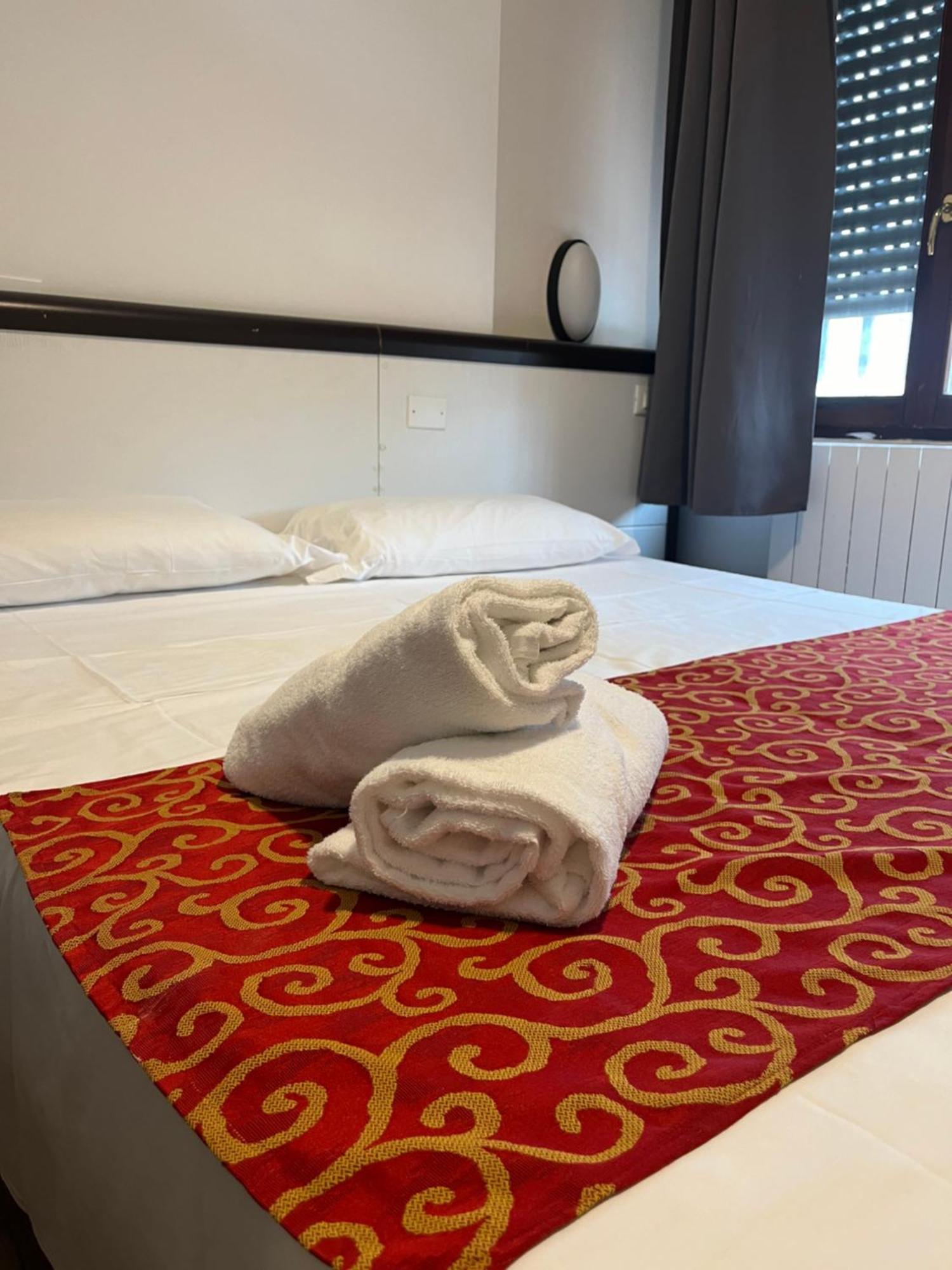 Jcube Apartments Precotto Milano Extérieur photo